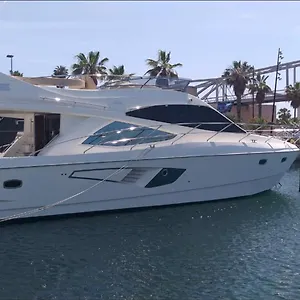  Bateau-hôtel Yacht In Barcelona Espagne